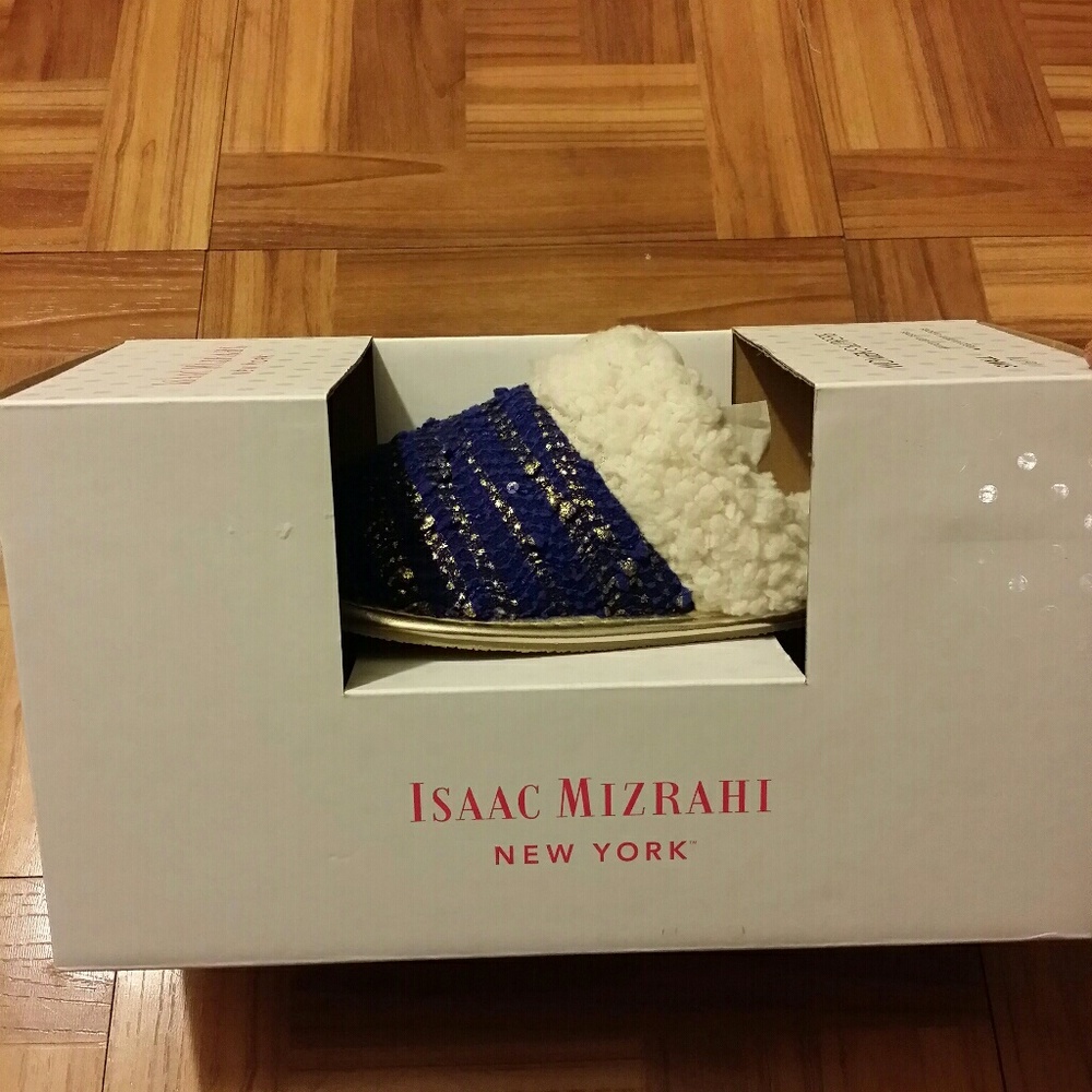 SaleIssac Mizrahi New York Slippers
